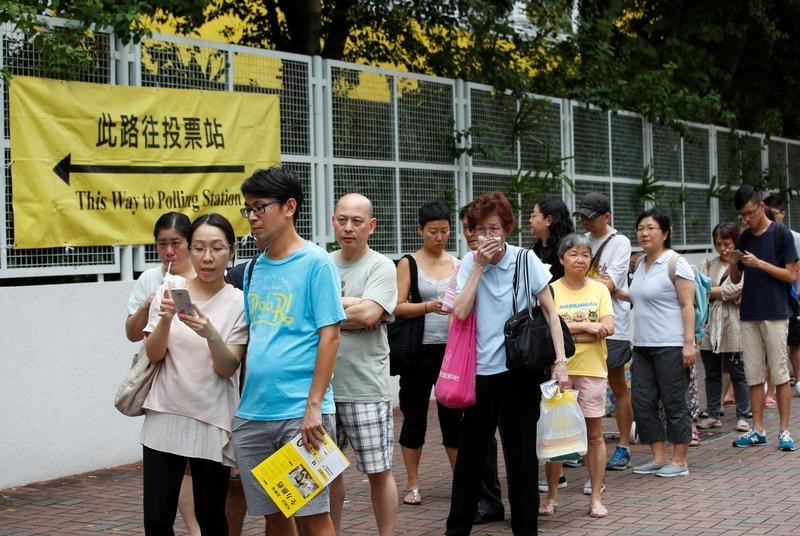 © Reuters. الصين تخشى أن تكشف انتخابات هونج كونج التوترات الكامنة