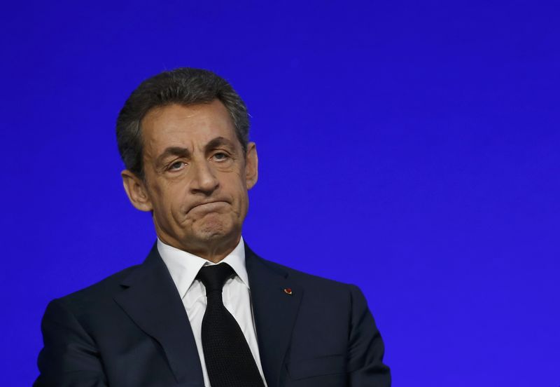© Reuters. Fiscal francés dice que Sarkozy debería ir a jucio