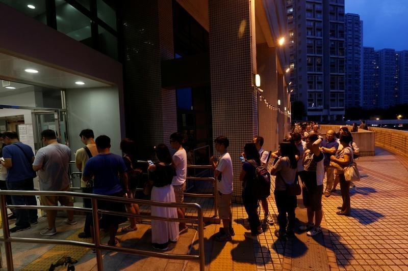 © Reuters. الصين تعارض استخدام انتخابات هونج كونج في الترويج لاستقلال الجزيرة