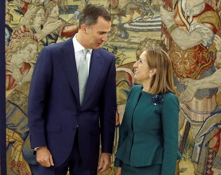 © Reuters. El rey insta al diálogo político en España ante el persistente bloqueo