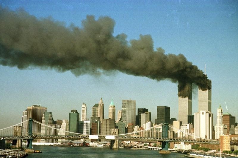 © Reuters. استطلاع: الأمريكيون منقسمون بشأن الخطر الإرهابي بعد 15 عاما على هجمات 11 أيلول