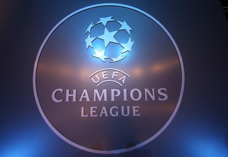 © Reuters. The UEFA logo is seen before the draw ceremony for the 2016/2017 Champions League Cup soccer competition at Monaco's Grimaldi Forum in Monaco