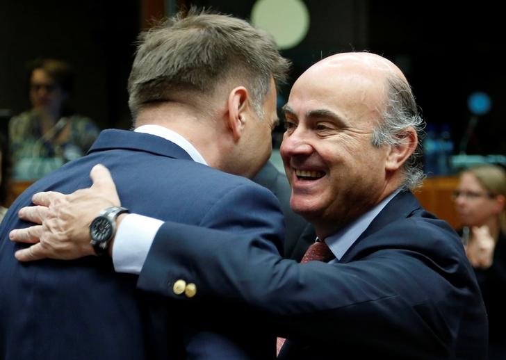 © Reuters. Eslovaquia espera que España y Portugal adopten medidas para rebajar el déficit