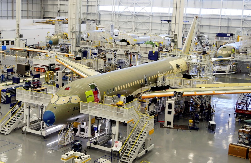 © Reuters. Bombardier's C Series aircrafts are assembled in their plant in Mirabel, Quebec