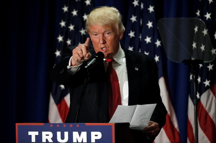 © Reuters. Candidato republicano à Presidência dos Estados Unidos, Donald Trump, discursa durante evento de campanha em Cleveland