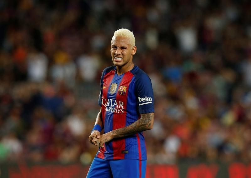 © Reuters. برشلونة يخسر على ملعبه وريال يسحق اوساسونا