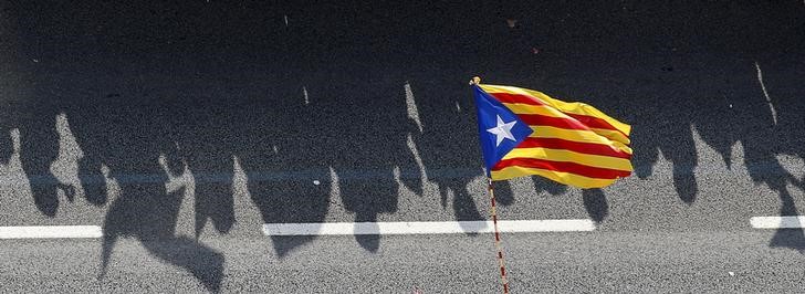 © Reuters. Los catalanes celebran la Diada en medio de una creciente tensión soberanista