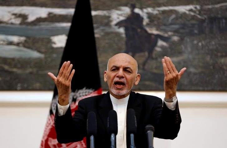 © Reuters. Afghanistan's President Ashraf Ghani speaks during a news conference in Kabul