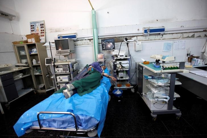 © Reuters. مصدر: إيطاليا تعتزم إقامة مستشفى ونشر 300 جندي وطبيب في ليبيا
