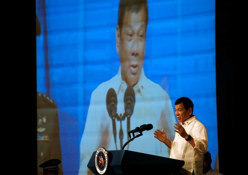 © Reuters. دوتيرتي يقول إنه يريد خروج القوات الخاصة الأمريكية من جنوب الفلبين