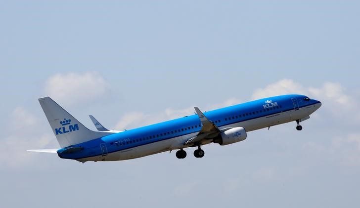 © Reuters. KLM VA SUSPENDRE SES VOLS VERS LE CAIRE