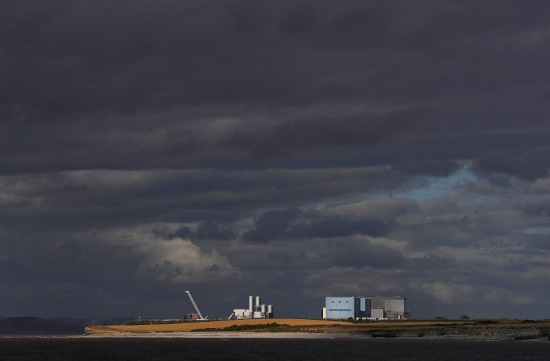© Reuters. Usinas nucleares Hinkley Point A e B na Grã-Bretanha