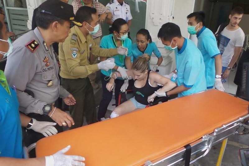 © Reuters. قتيلان وعدد من المصابين في انفجار على متن عبارة في إندونيسيا