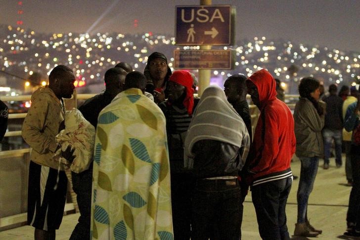 © Reuters. Imigrantes haitianos buscam asilo em Tijuana, México