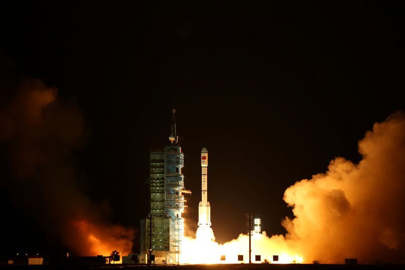 © Reuters. Lançamento de laboratório espacial experimental chinês em Jiuquan