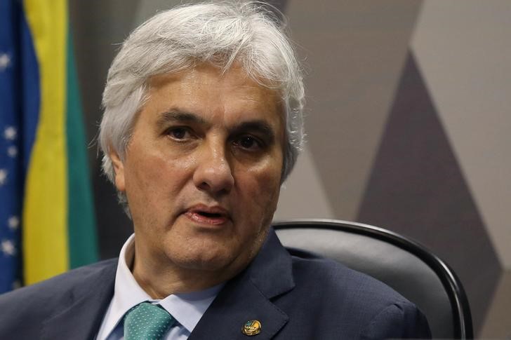 © Reuters. Ex-senador Delcídio do Amaral durante reunião no Senado, em Brasília