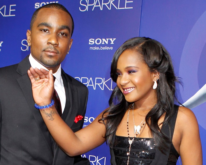 © Reuters. Bobbi Kristina Brown chega para evento com o namorado Nick Gordon em Hollywood