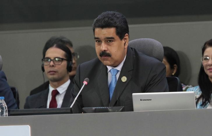 © Reuters. Venezuela's President Nicolas Maduro attends the 17th Non-Aligned Summit in Porlamar
