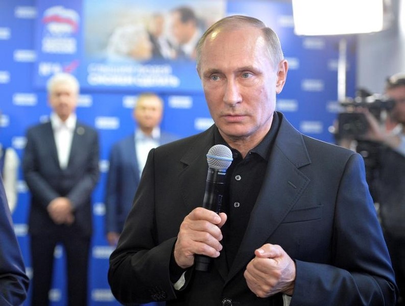 © Reuters. الكرملين: فوز الحزب الحاكم في الانتخابات تصويت بالثقة في بوتين