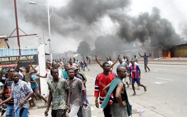 © Reuters. Manifestantes durante protesto no Congo