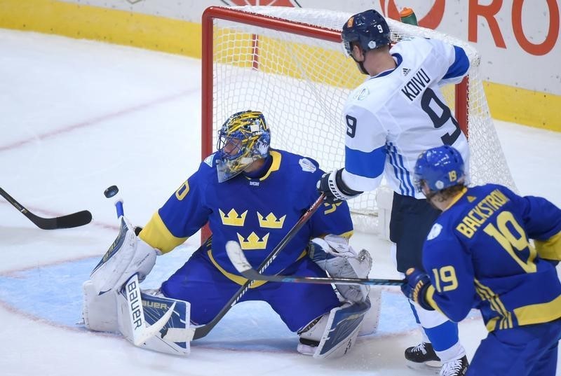© Reuters. Hockey: World Cup of Hockey-Team Finland vs Team Sweden