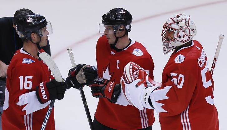 © Reuters. Hockey: World Cup of Hockey-Team Canada vs Team Europe