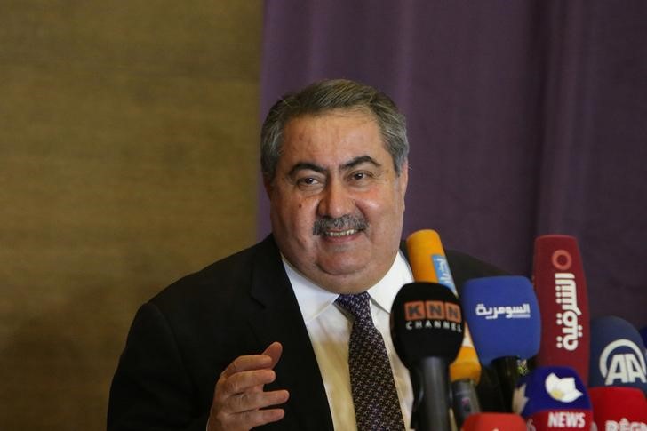 © Reuters. زيباري يتهم رئيس وزراء العراق السابق المالكي بتدبير إقالته من منصبه