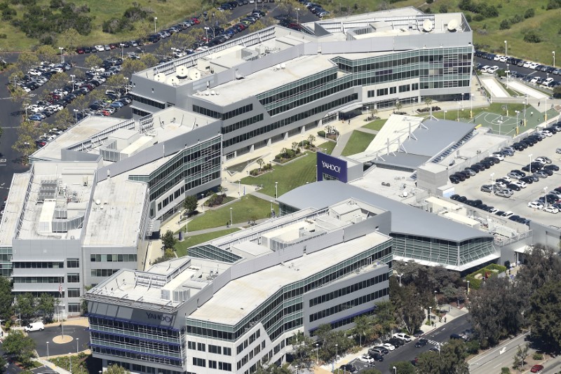 © Reuters. The Yahoo campus is shown in this aerial photo in Sunnyvale