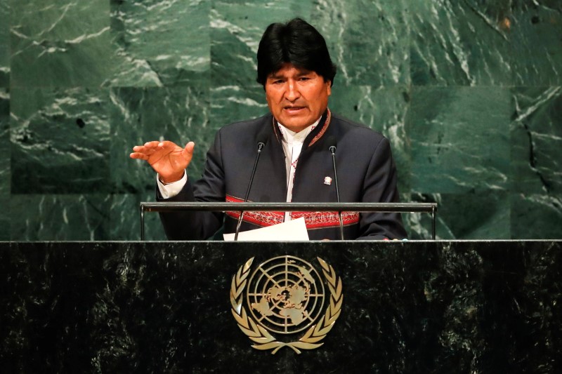 © Reuters. Bolivia's President Morales addresses the United Nations General Assembly in the Manhattan borough of New York