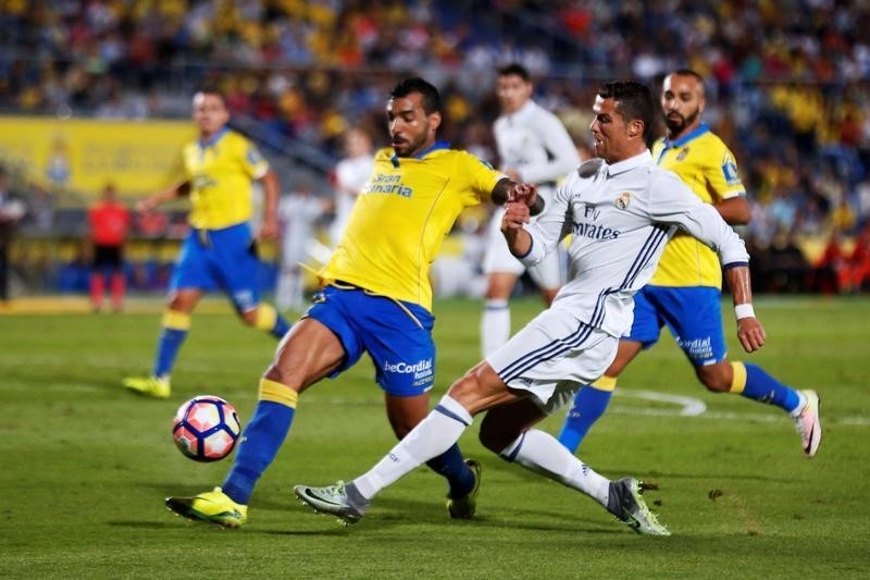 © Reuters. Football Soccer - Spanish Liga Santander - Las Palmas v Real Madrid