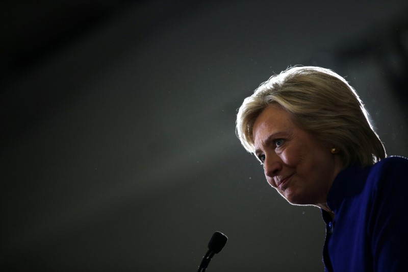 © Reuters. El New York Times apoya candidatura de Clinton a la presidencia de EEUU