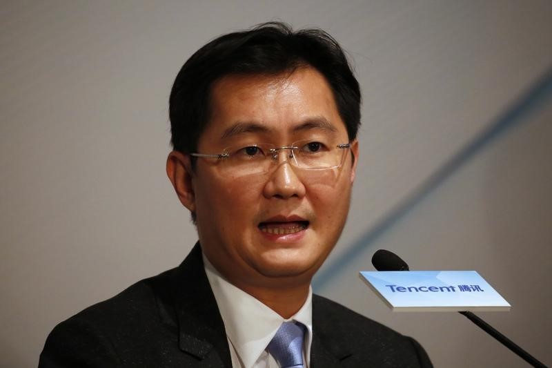 © Reuters. Tencent Chairman and CEO Pony Ma Huateng speaks during a news conference announcing the company's results in Hong Kong