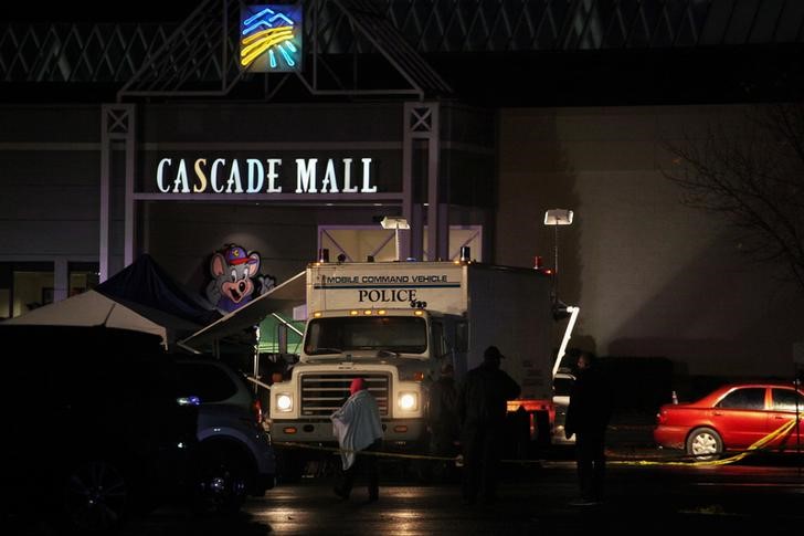 © Reuters. مهاجم المركز التجاري في واشنطن يعترف بقتل 5 أشخاص