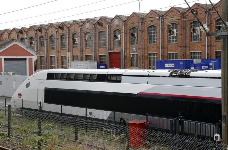 © Reuters. LES SYNDICATS DEMANDENT UNE EXPERTISE SUR ALSTOM