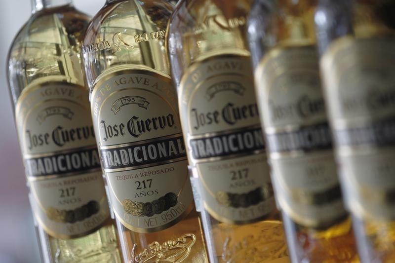 © Reuters. El productor de tequila mexicano José Cuervo inicia trámites para salir a bolsa