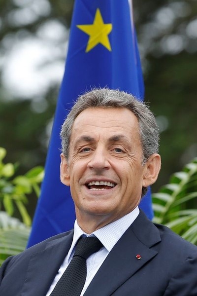 © Reuters. ساركوزي يعرض على بريطانيا اتفاقية جديدة للاتحاد الأوروبي إذا فاز بالرئاسة