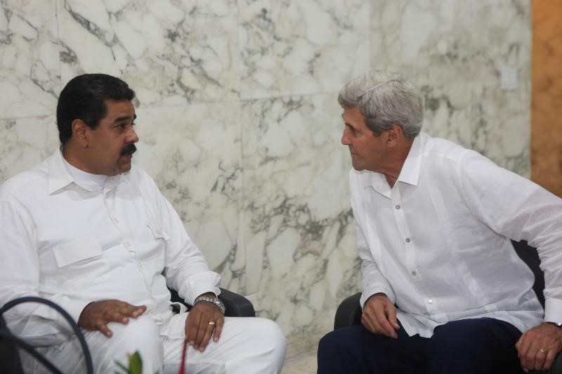 © Reuters. رئيس فنزويلا يدعو إلى عهد جديد من العلاقات مع أمريكا