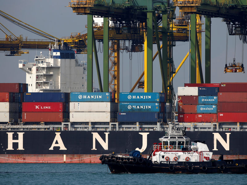 © Reuters. The Hanjin Louisiana container ship is docked at PSA's Tanjong Pagar terminal in Singapore