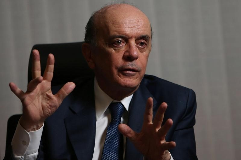 © Reuters. Ministro das Relações Exteriores, José Serra, durante entrevista à Reuters em Brasília
