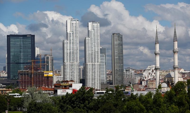 © Reuters. Business and residential buildings are seen in Sisli district in Istanbul