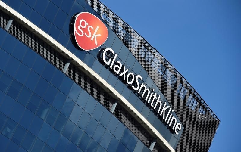 © Reuters. Signage for GlaxoSmithKline is seen on its offices in London, Britain