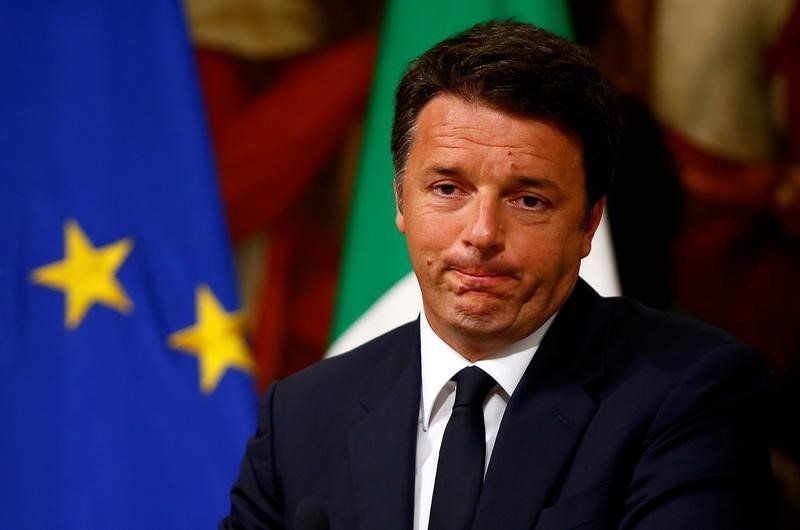 © Reuters. LE GOUVERNEMENT DE RENZI NE DÉMISSIONNERA PAS, QUEL QUE SOIT L'ISSUE DU RÉFÉRENDUM DU 4 DÉCEMBRE