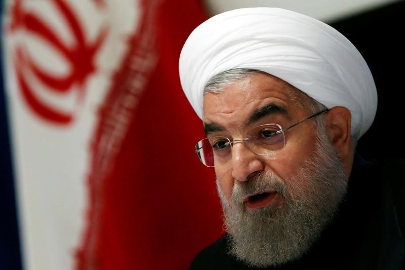 © Reuters. Iranian President Hassan Rouhani takes part in a news conference near the United Nations General Assembly in the Manhattan borough of New York