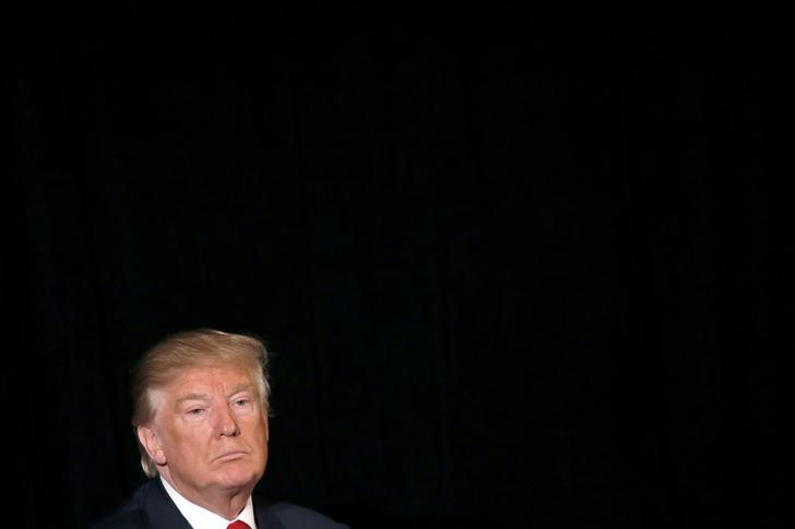 © Reuters. Candidato republicano à Presidência dos Estados Unidos, Donald Trump, durante evento de campanha em Herndon, Virginia