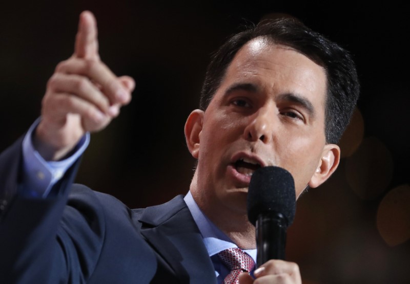 © Reuters. File photo of former Republican U.S. presidential candidate Walker speaks at the Republican National Convention in Cleveland