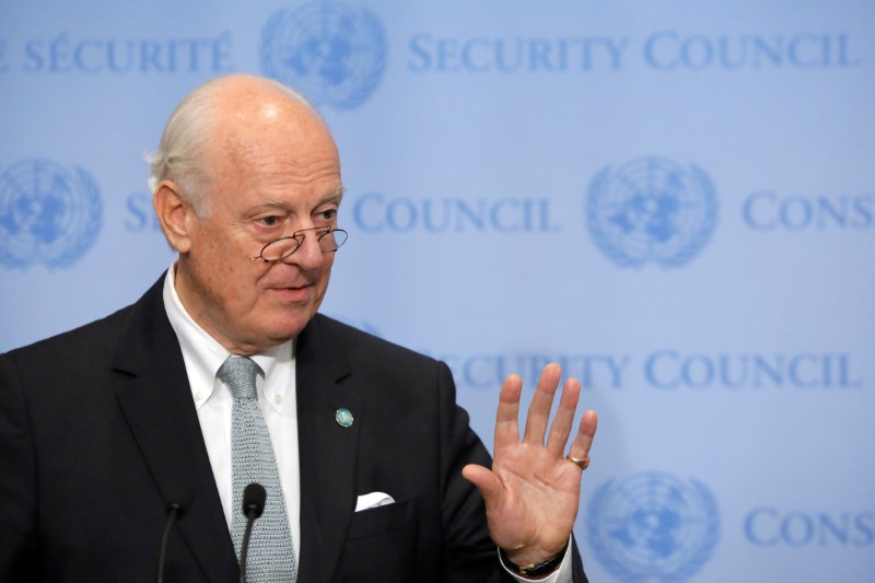 © Reuters. Enviado especial da Organização das Nações Unidas para a Síria, Staffan de Mistura, fala com a imprensa em Nova York