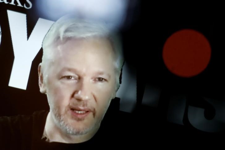 © Reuters. Assange: Wikileaks difundirá nuevos documentos antes de elecciones de EEUU
