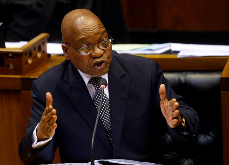 © Reuters. President Jacob Zuma speaks during his question and answer session in Parliament in Cape Town