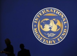 © Reuters. El FMI dice que la banca europea necesita saneamiento de activos y consolidación