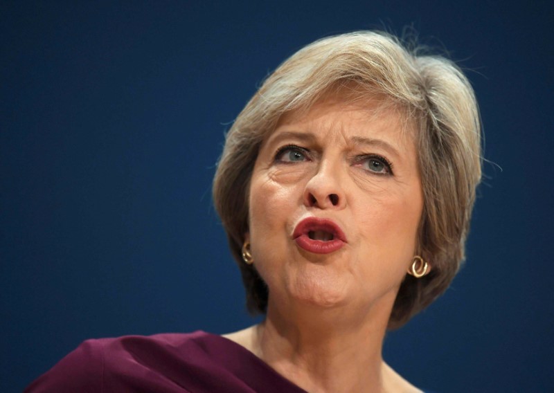 © Reuters. Britain's Prime Minister Theresa May gives her speech on the final day of the annual Conservative Party Conference in Birmingham